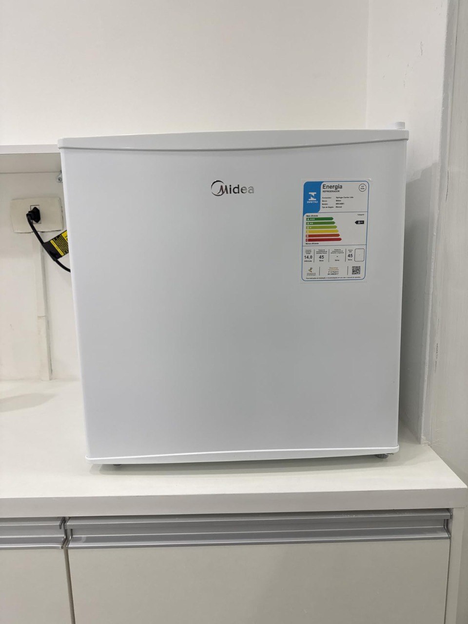 Frigobar, 45L, Branco, 110V, Midea
