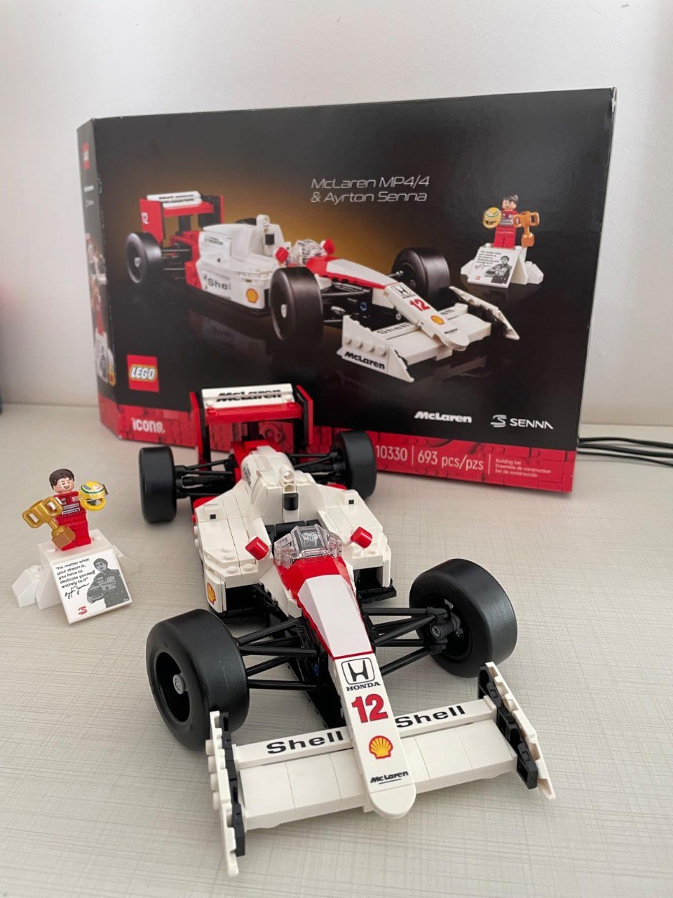 LEGO Set Icons 10330 McLaren MP4/4 e Ayrton Senna