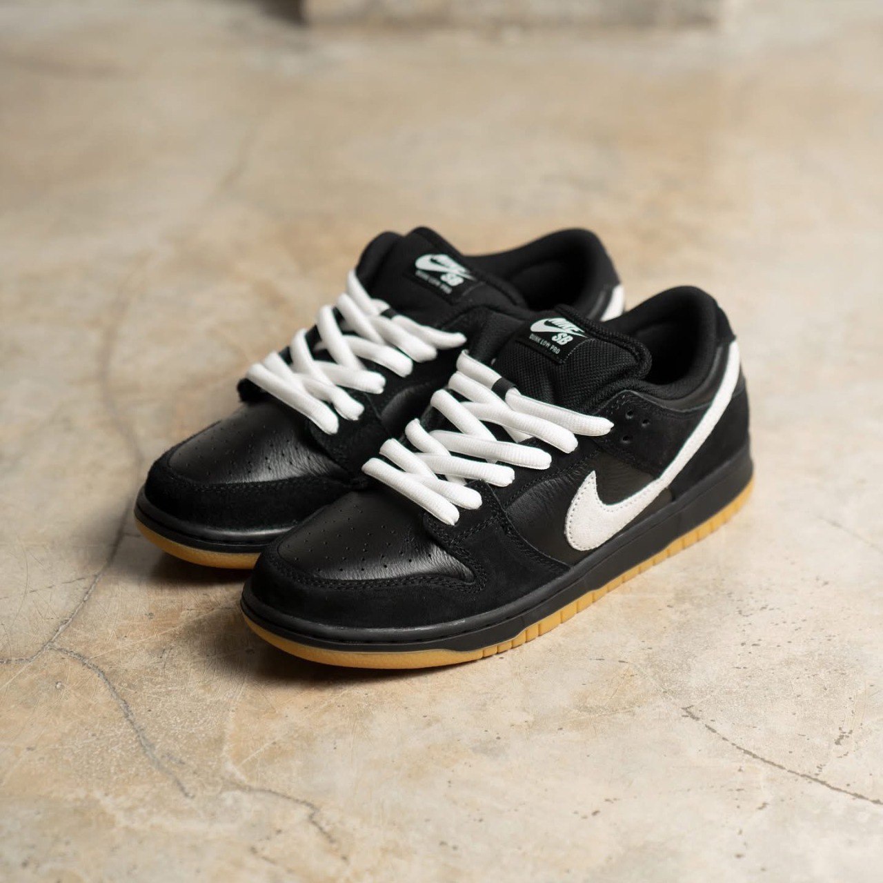 Tênis Nike SB Dunk Low Pro