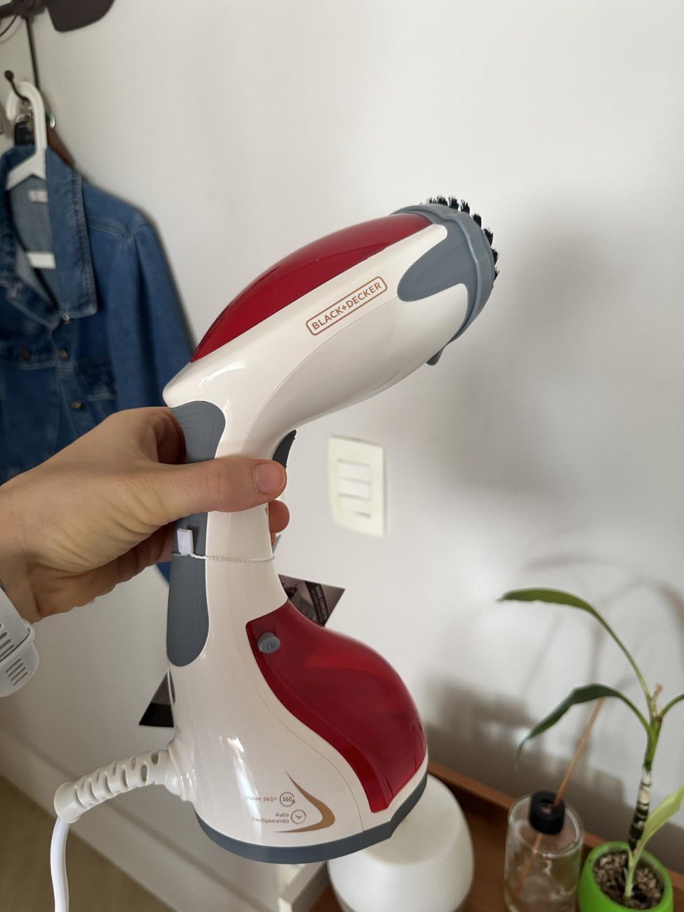 Vaporizador de Roupas Portátil BDV2000V