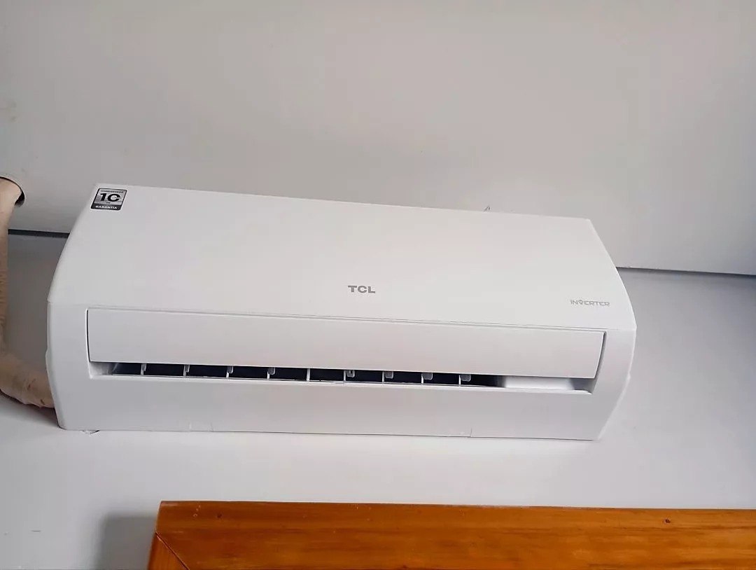 Ar Condicionado TCL Split Hi Wall Elite Inverter 9.000 Btus Frio TAC-09CSGV-INV