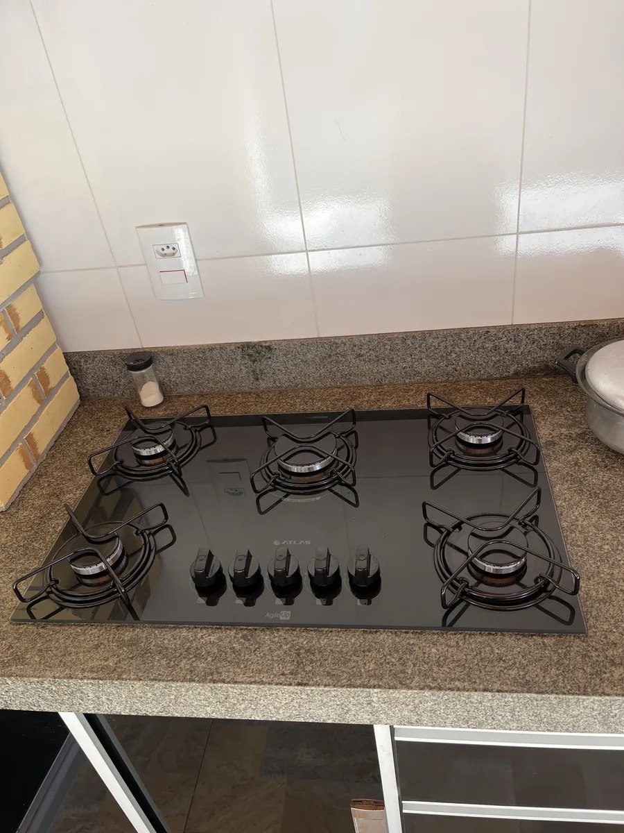 Cooktop 5 Bocas A Gás Atlas Agile Up Mega Chama Preto 127/220v