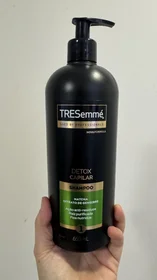 TRESemmé Detox Capilar Shampoo 650 ML