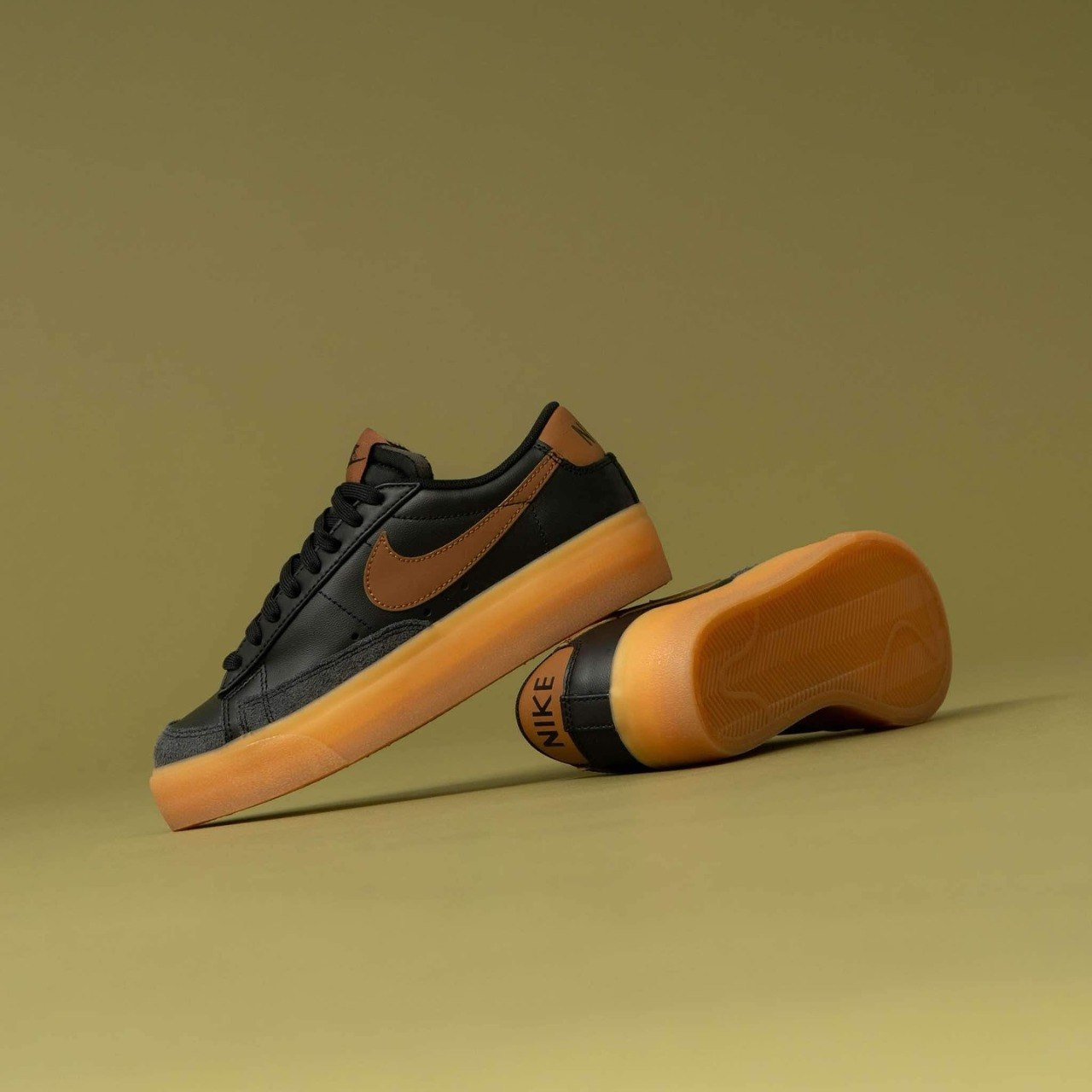 Tênis Nike Blazer Low Platform Feminino