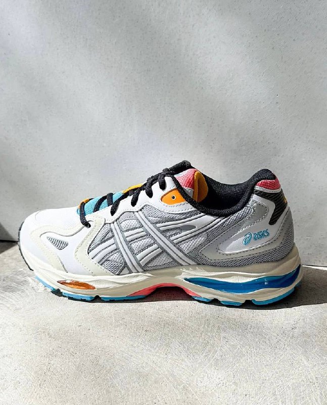 Tênis Asics Gel-K1011 Feminino