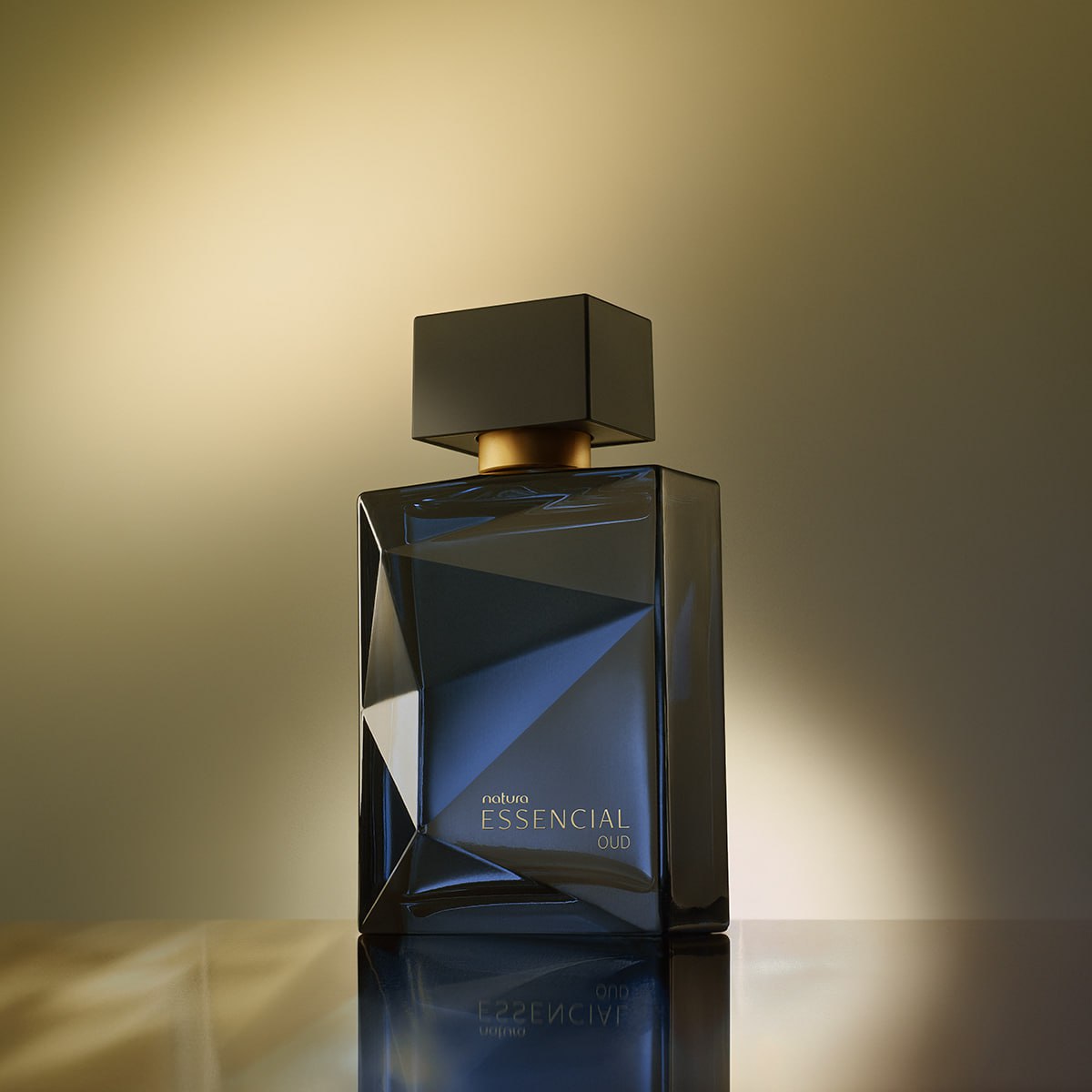 Desodorante Perfume Essencial Oud Masculino 100 ml